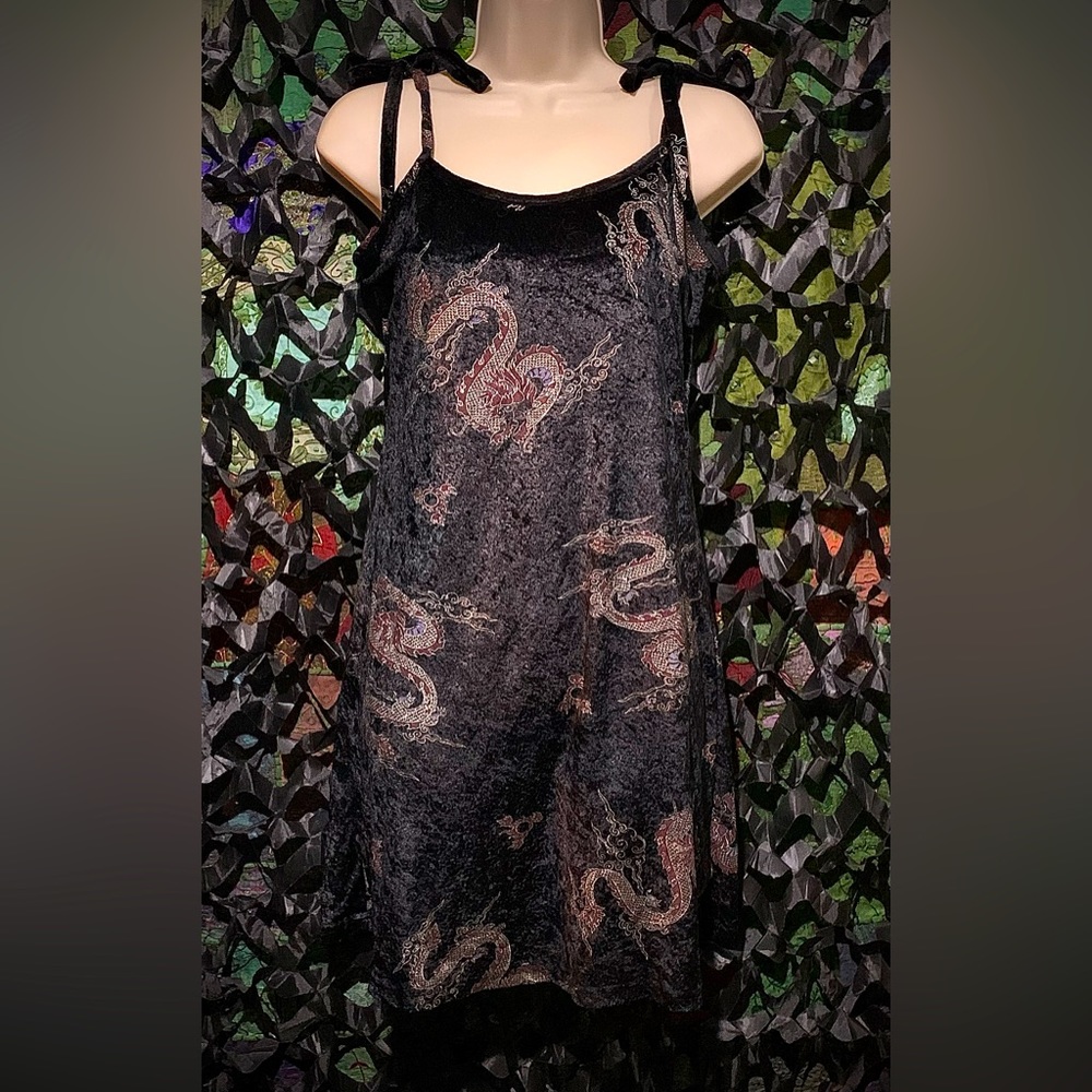 ⭐️SALE⭐️Vintage 90s Crushed Velvet Dragon Dress with adjustable Ribbon Straps